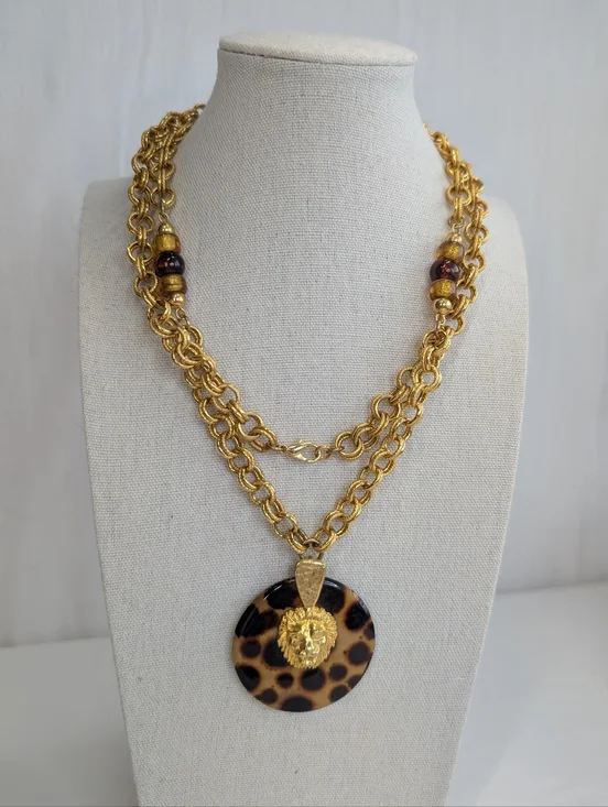 Vintage Gold Lion Medallion Necklace with Leopard-Pattern Disc - Picture 6 of 7
